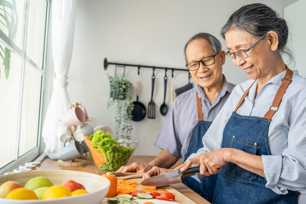 How to Manage Nutrition and Stressors as a Caregiver